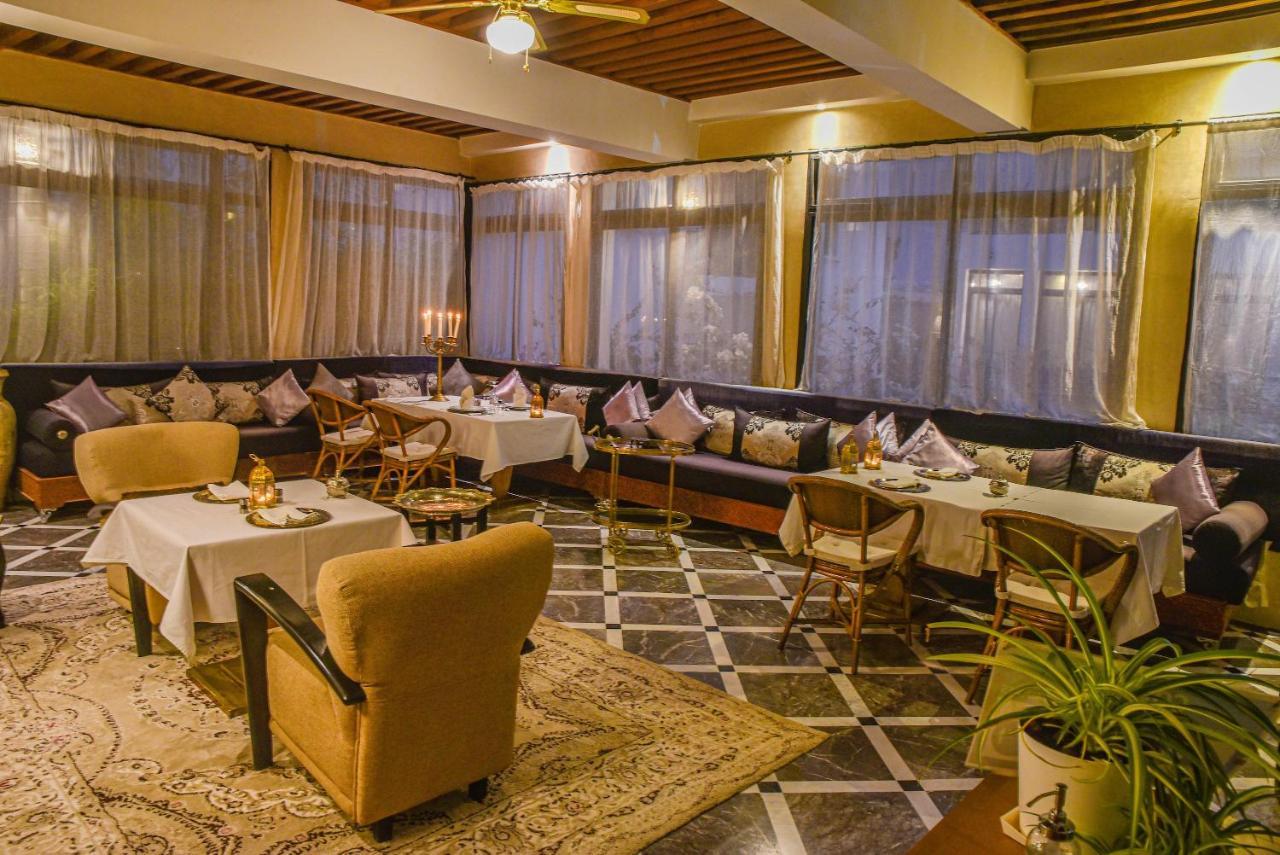 Riad Mayfez Suites & Spa Exteriör bild
