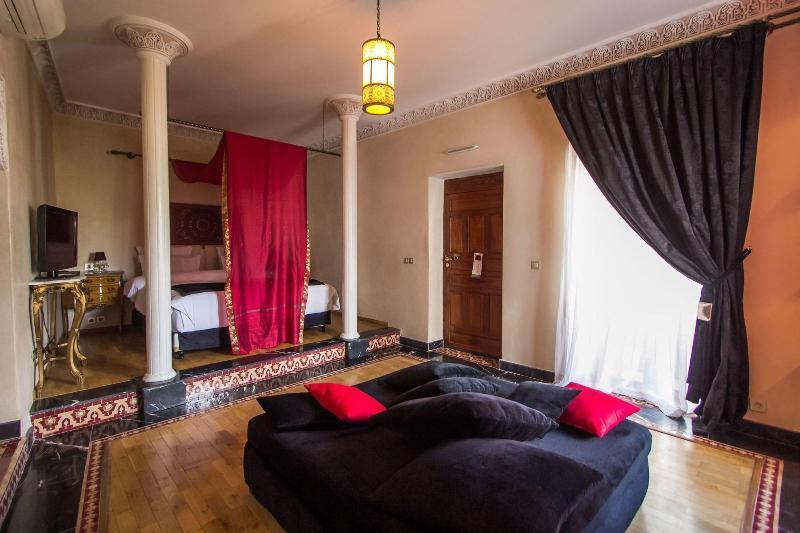 Riad Mayfez Suites & Spa Exteriör bild