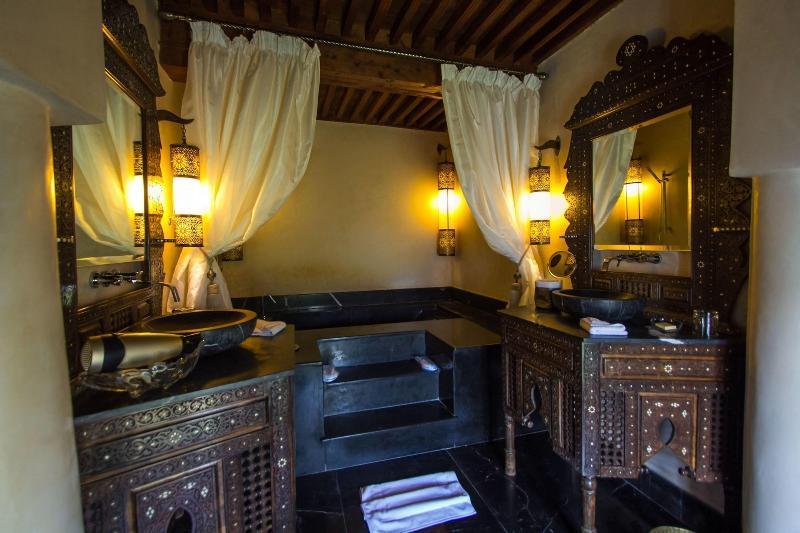 Riad Mayfez Suites & Spa Exteriör bild