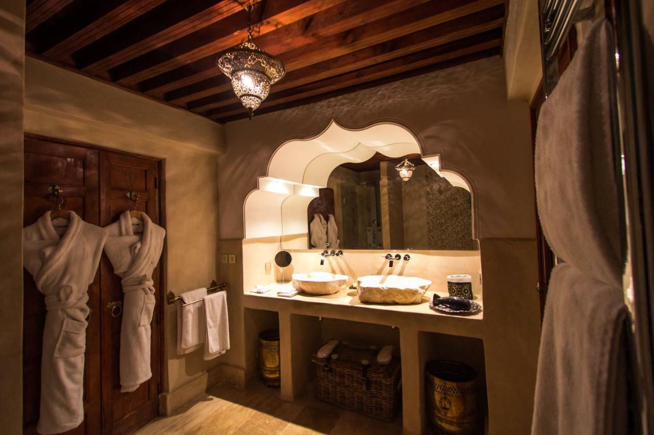Riad Mayfez Suites & Spa Exteriör bild
